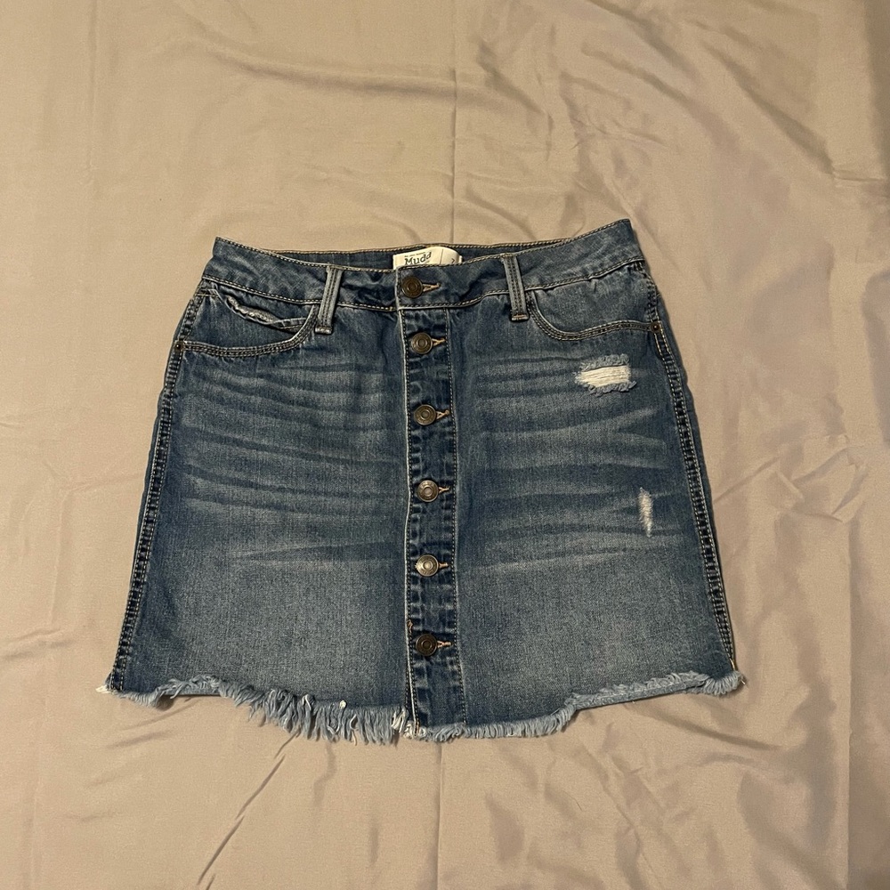 Button front skirt